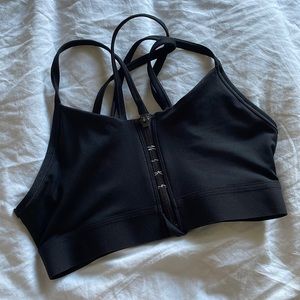Nike Strapy Cross-back Sports Bra